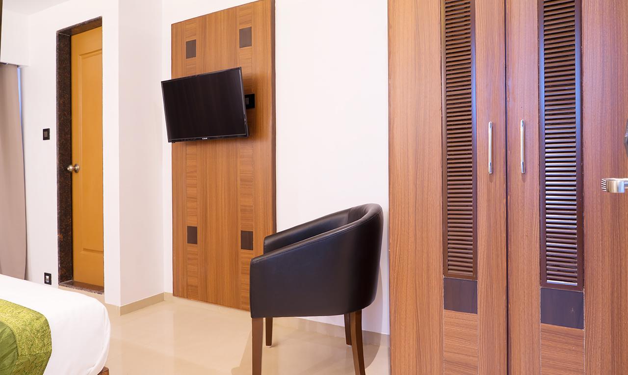 Hotel Treebo Olive Near Bkc Mumbai (Bombay)